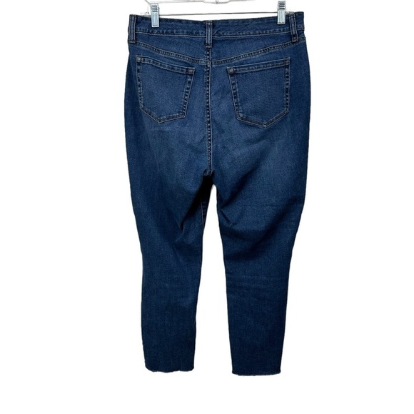 Style & Co Petite High Rise Curvy Ankle Festival Jeans, Embroidered, 10P - Picture 4 of 6